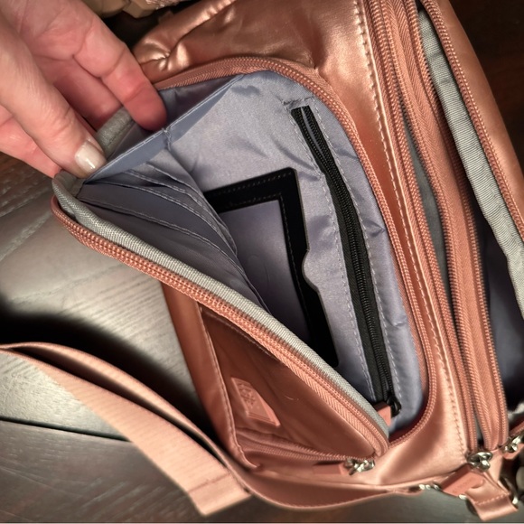 IHKWIP Crossbody Sling Bag in Rose Gold - NWOT - Picture 4 of 8